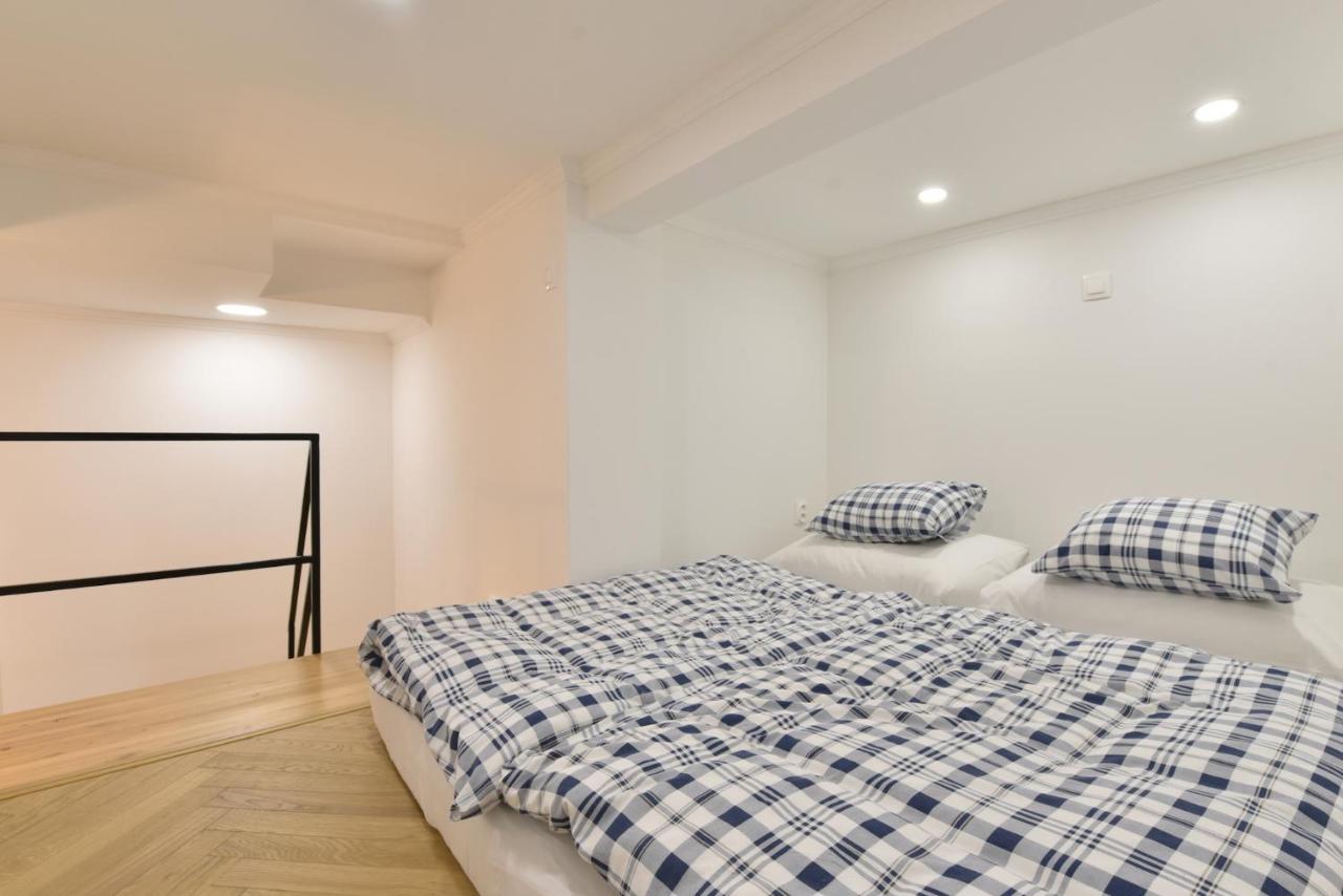 Apartman S Balkonom Trenčín Exterior foto