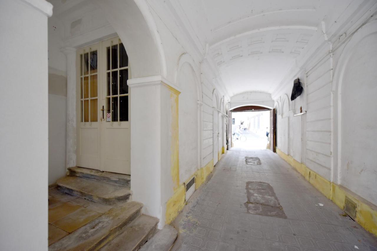 Apartman S Balkonom Trenčín Exterior foto